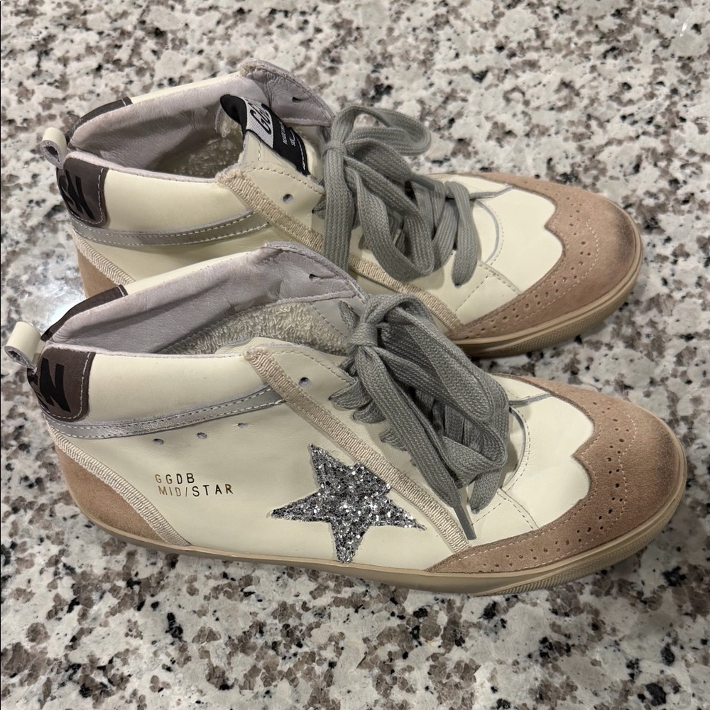 Golden Goose Mid Top Sneakers Beige & Glitter Star